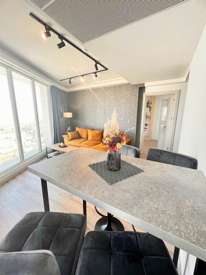 Alfred Sky Smart Apartment 29Th Spa Included 스코페 외부 사진