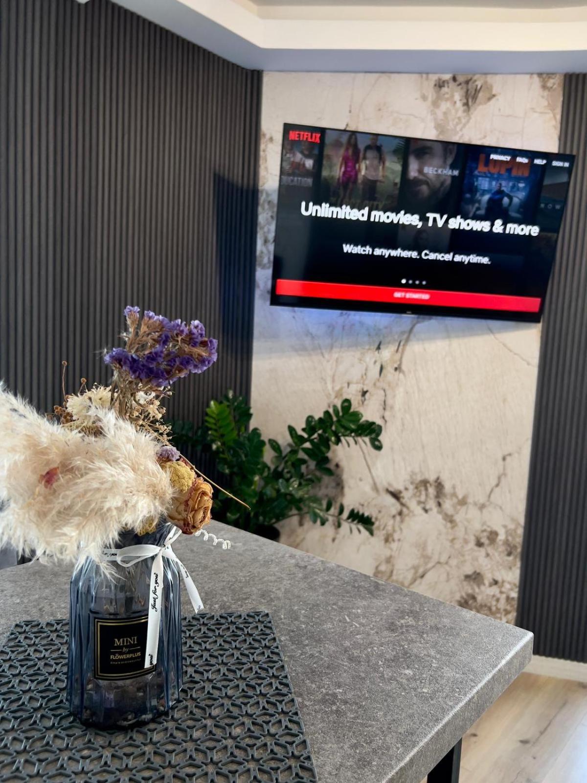 Alfred Sky Smart Apartment 29Th Spa Included 스코페 외부 사진